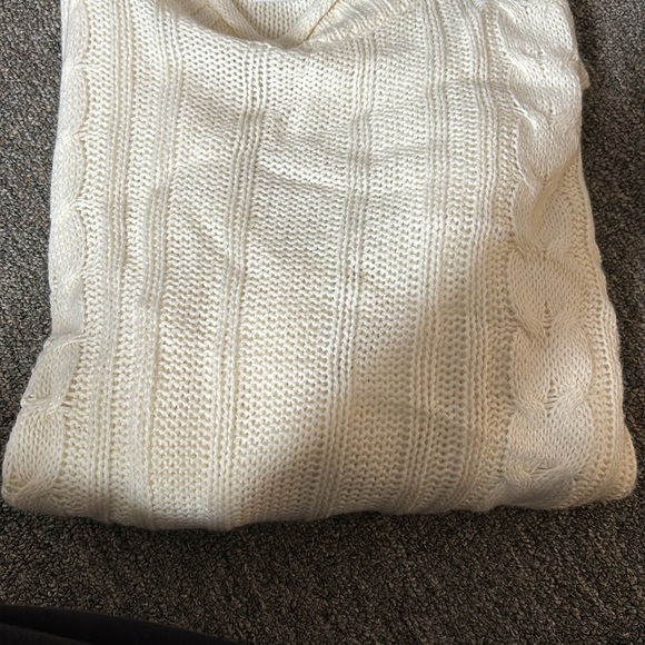 Knitted sweater - Picture 3 of 3